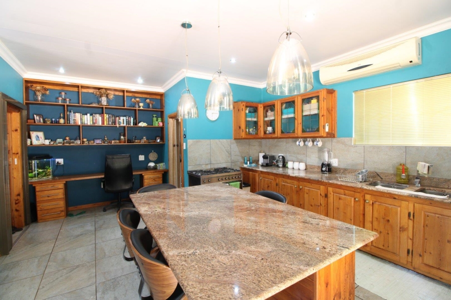 11 Bedroom Property for Sale in Van Der Hoff Park North West